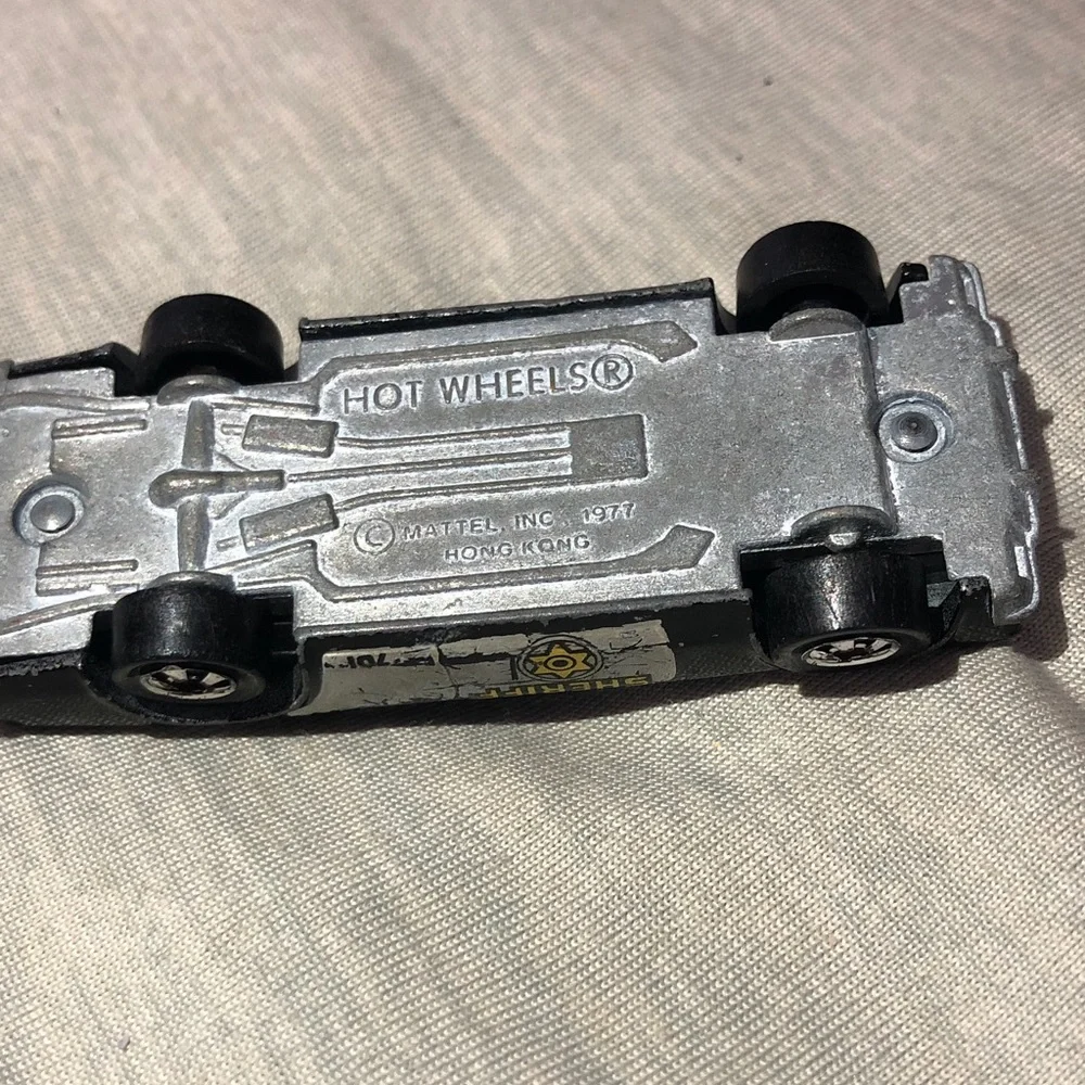 Hot Wheels exciting sheriff
